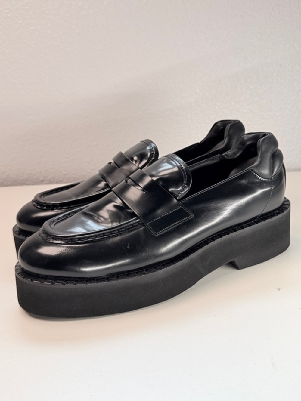 Aquatalia Black Leather Weatherproof Platform Loafers Size 9.5 black Glossy NEW